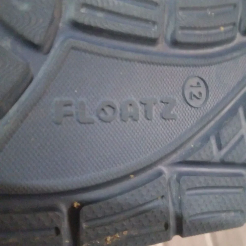 Bata style clog